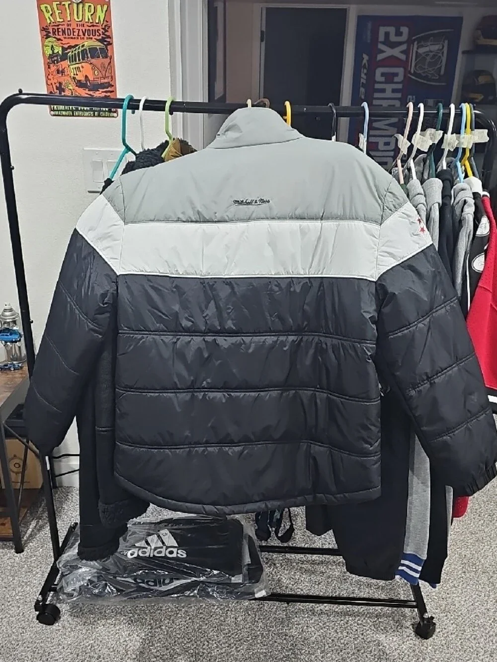 Mitchell & Ness Raiders Black White Gray Colorblock Puffer Jacket
